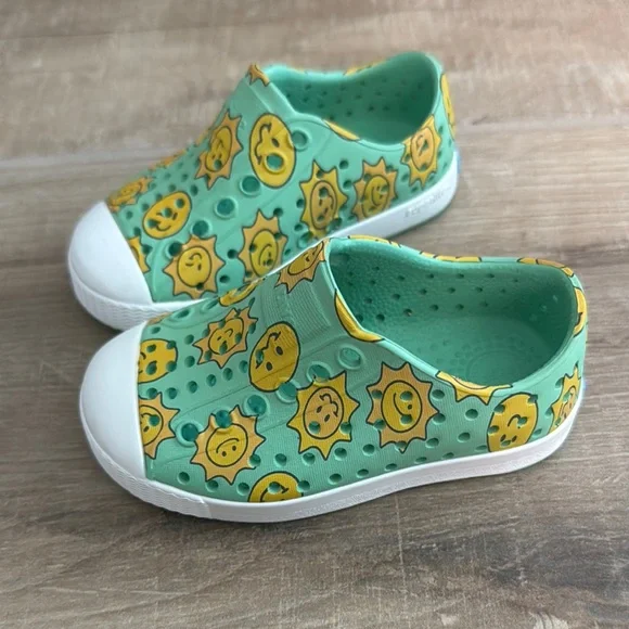 Native Green and Yellow Water Shoes with Ventilation - Picture 3 of 5
